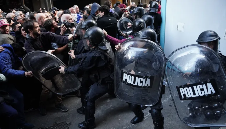 "El horno no está para bollos"