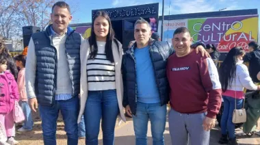Los candidatos ishiistas se mostraron juntos por primera vez en el arranque de la campaña